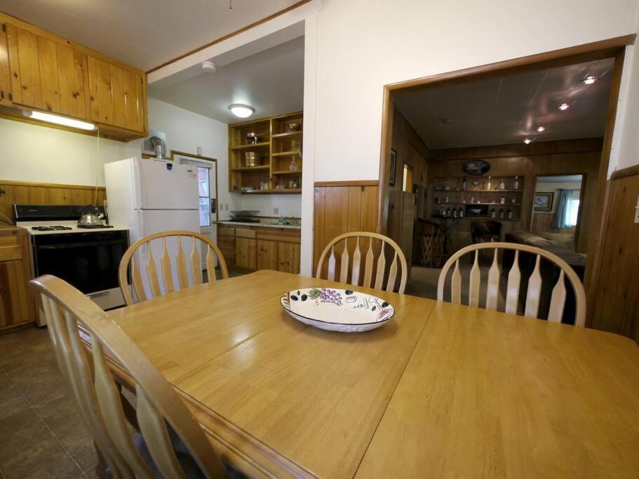 Green Cabin In Big Bear Lake 3 Bdr Pets Friendly Биг Беър Сити Екстериор снимка